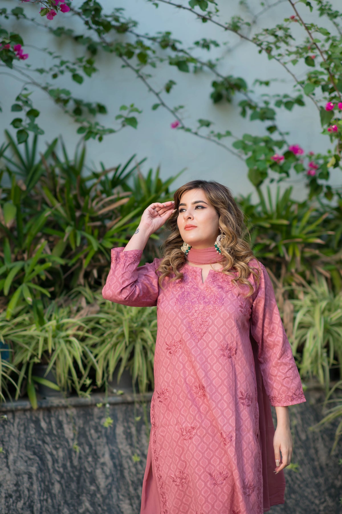 Side view of an Alfiya Mul Mul Set, showcasing its comfy Mul Mul fabric and Chikankari bottom.