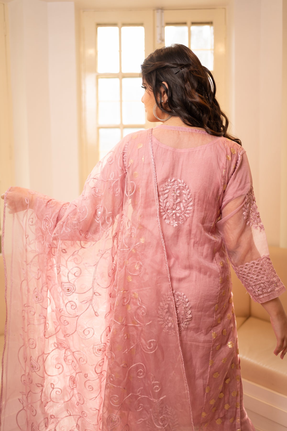 Back view Elegant onion pink embroidered organza dupatta. Latest ethnic fashion, organza suit set, popular.
