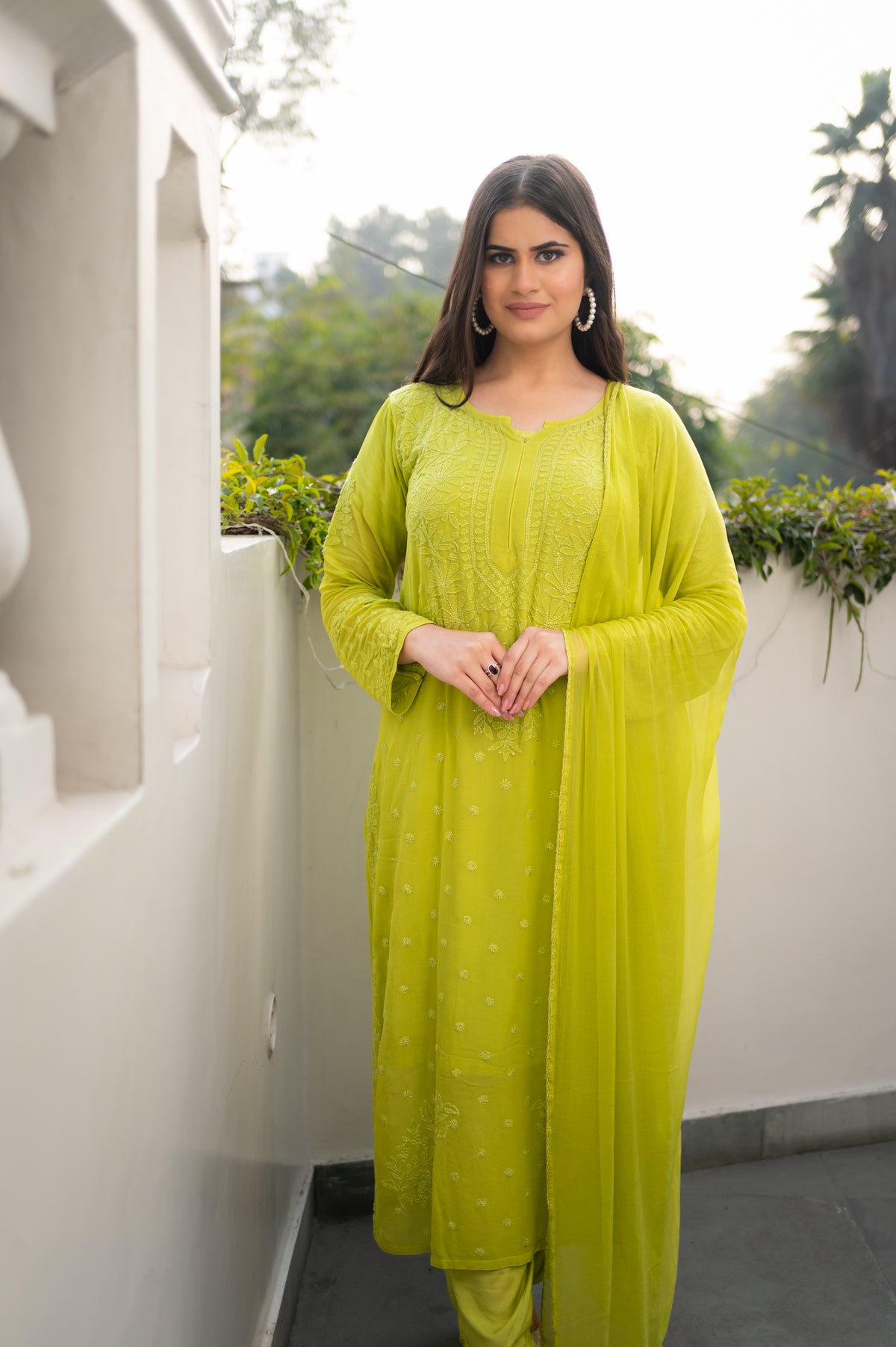 Detailed hand embroidery (Bhakiya, Phanda) on a pure viscose georgette kurti.