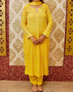 View the sheer georgette dupatta of a white Viscose Mirror Work Set. Adds ethereal elegance to the kurti.