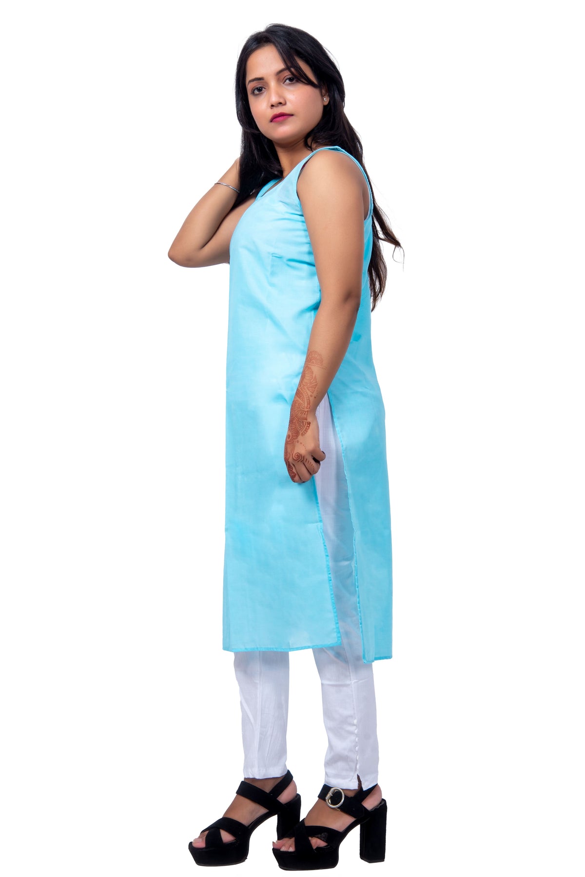 Side View of Sky Blue Inner Top – Lightweight and Breathable Cotton Inner for Women.