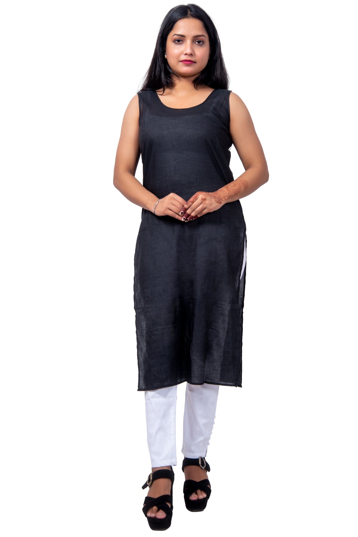 Black Inner Top Front View – Soft Cotton Black Inner for Women Daily Wear.