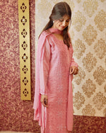 View an elegant Piyazi Pink georgette kurti with authentic Lucknowi Chikankari. Pure viscose fabric.